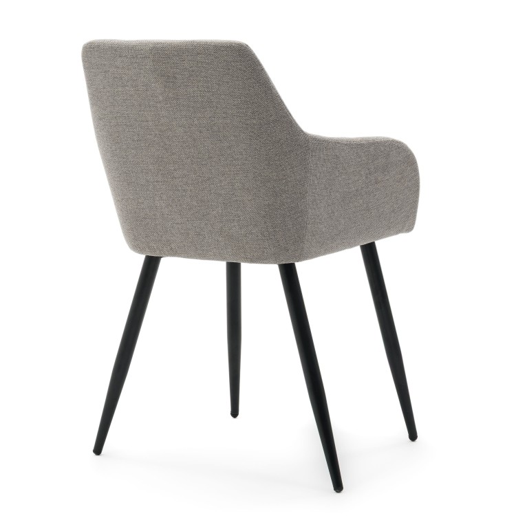 krzesła na czarnych nogach